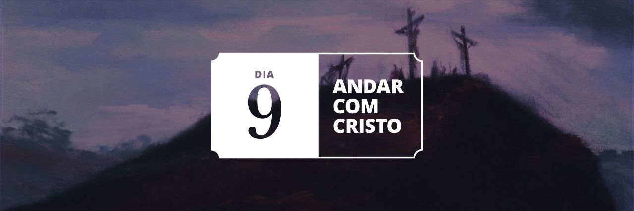 Jesus Cristo entre dois ladrões na cruz