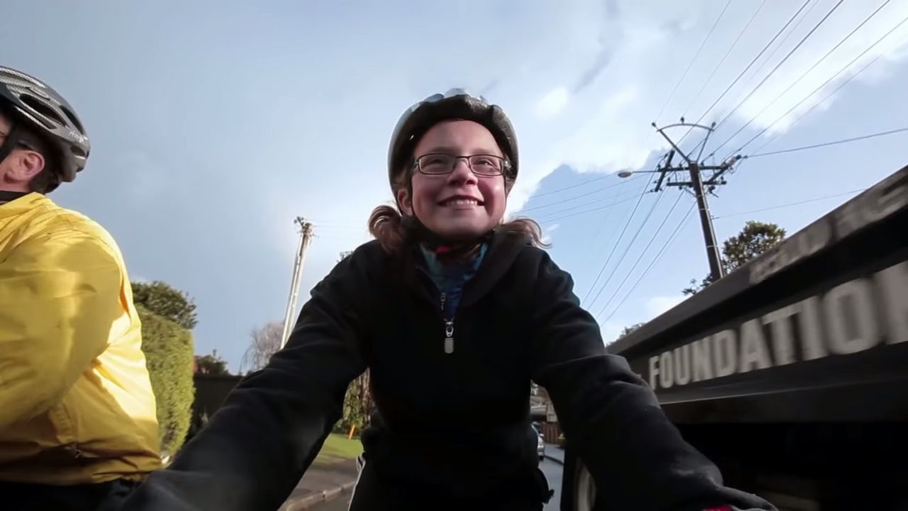 Foto de una joven sonriendo