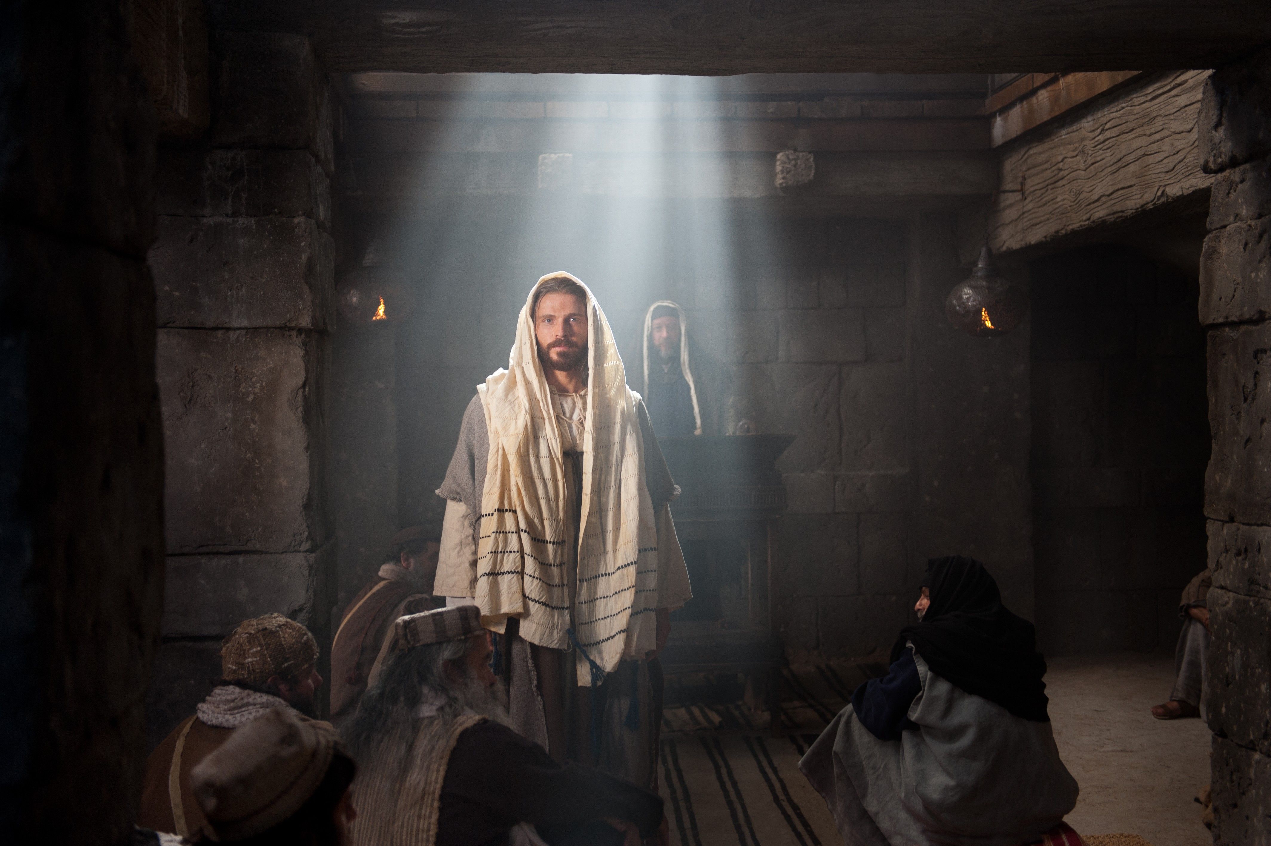 Jesus standing in the synagogue after declaring that He is the Messiah and the fulfillment of Isaiah’s prophecy.
