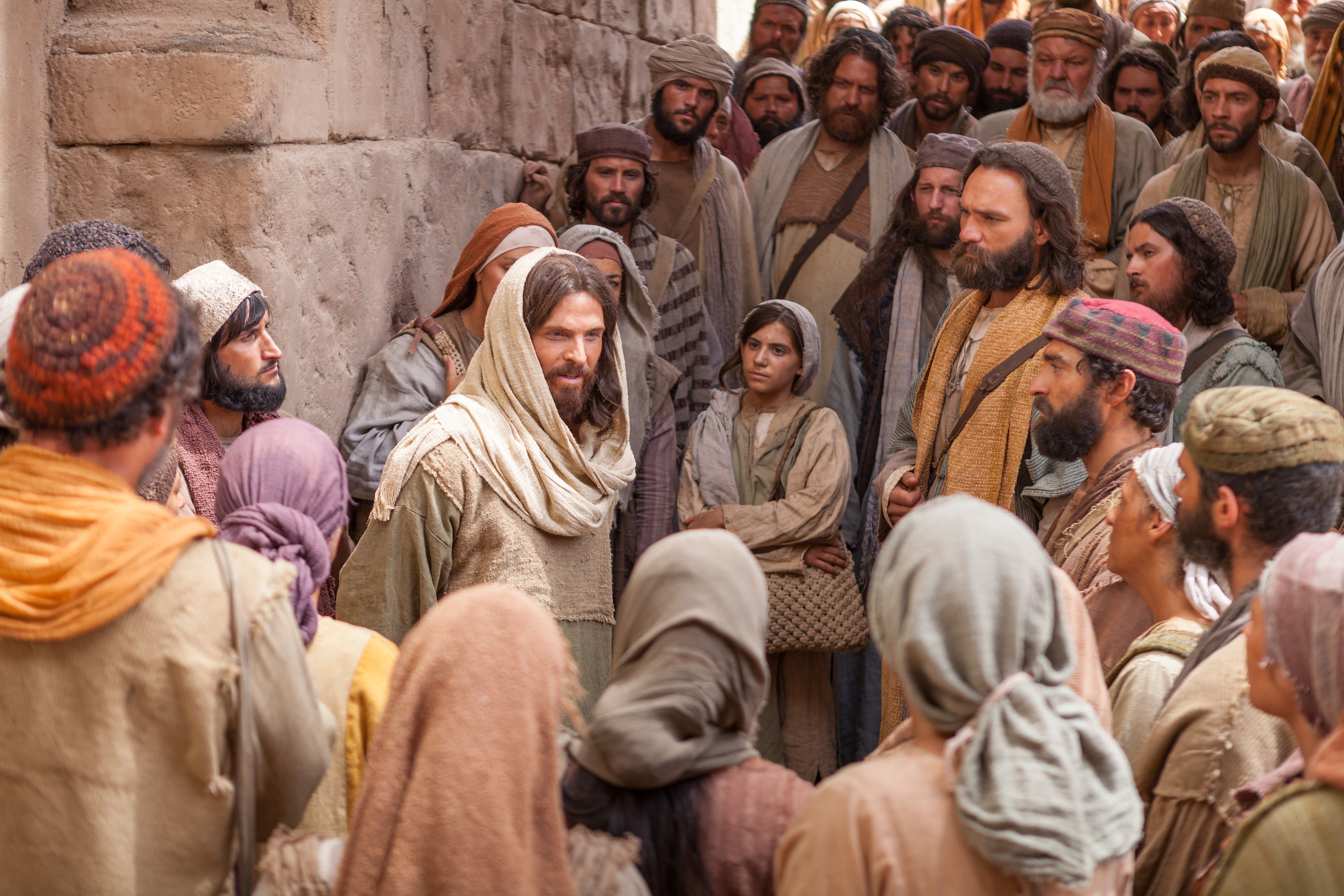 A que hora nacio jesus de nazaret