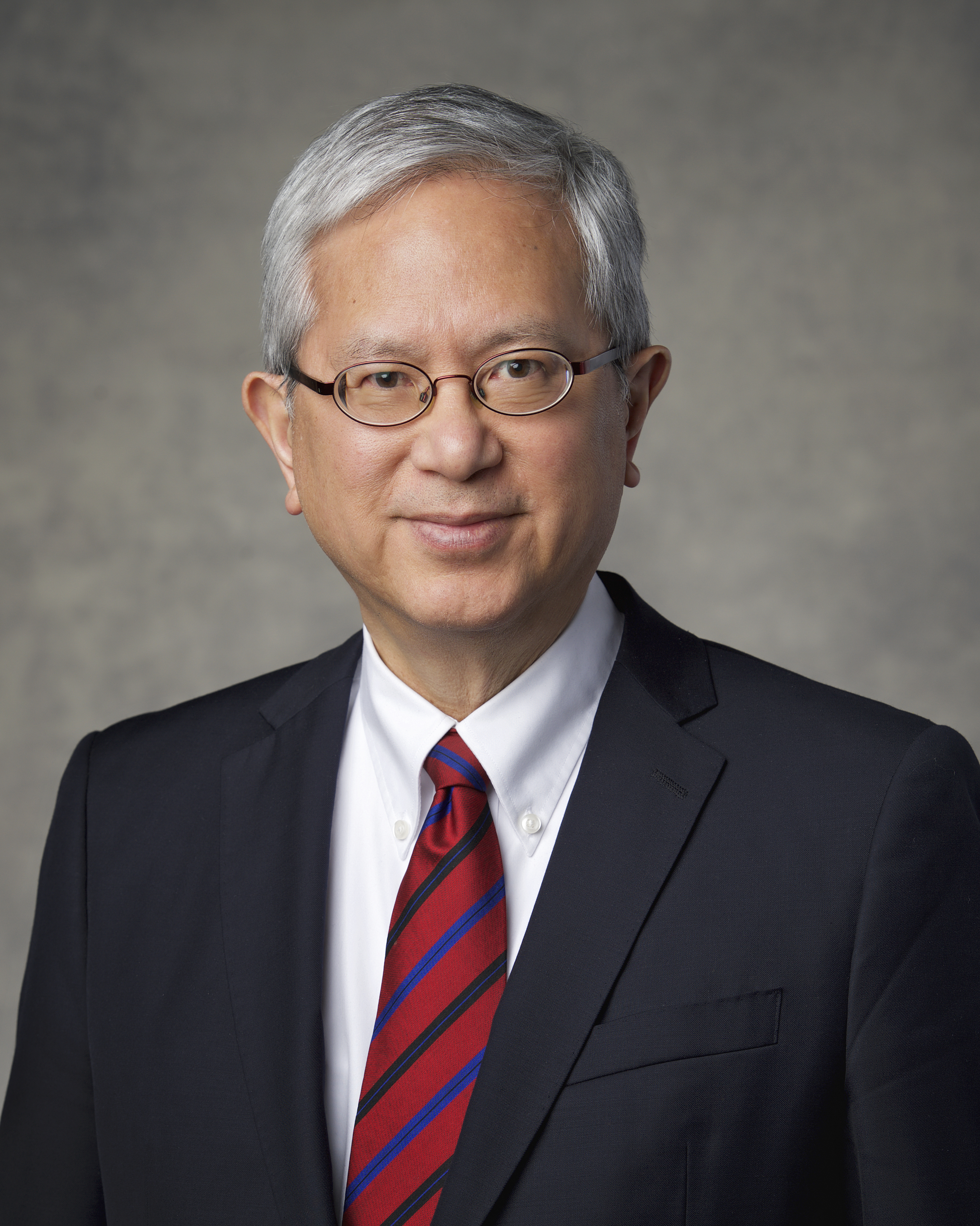 Former official Portrait of Elder Gerrit W. Gong.  Photographed March 2017.