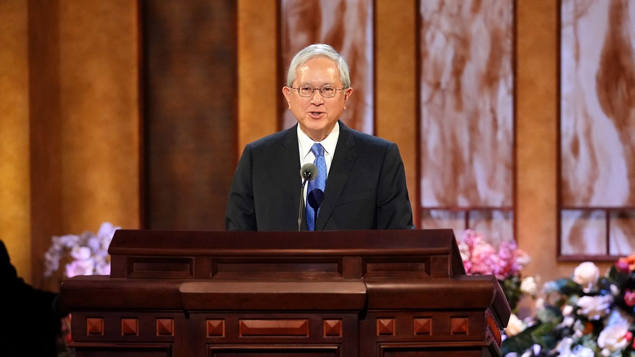 Room in the Inn Elder Gong