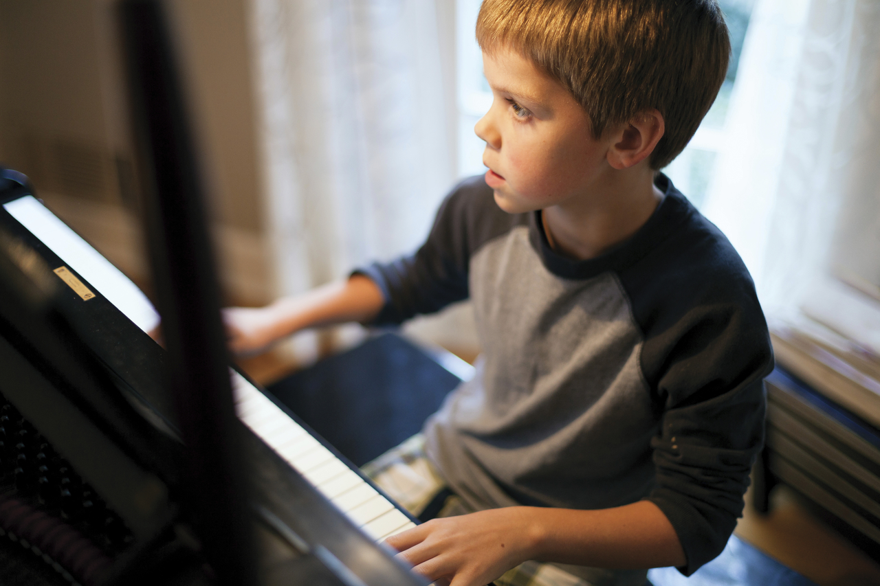 Boy Playing Piano   Boy Piano 