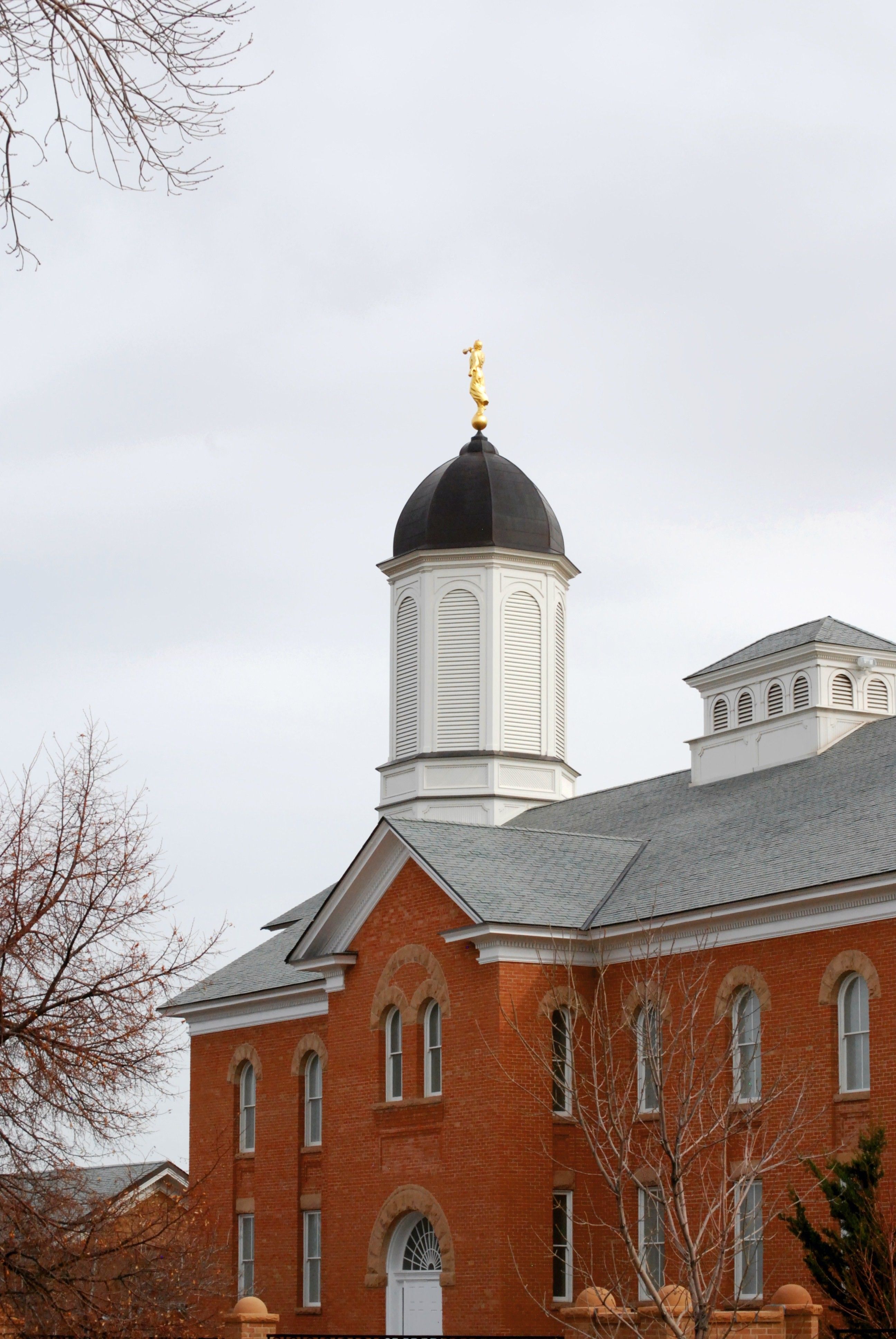 Vernal Utah Temple during Winter