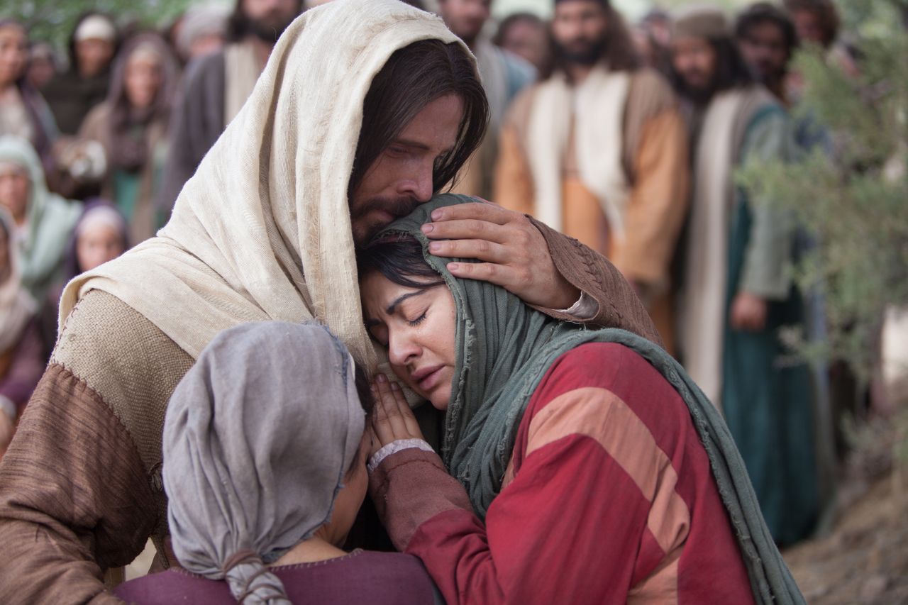 Jesús muestra amor
